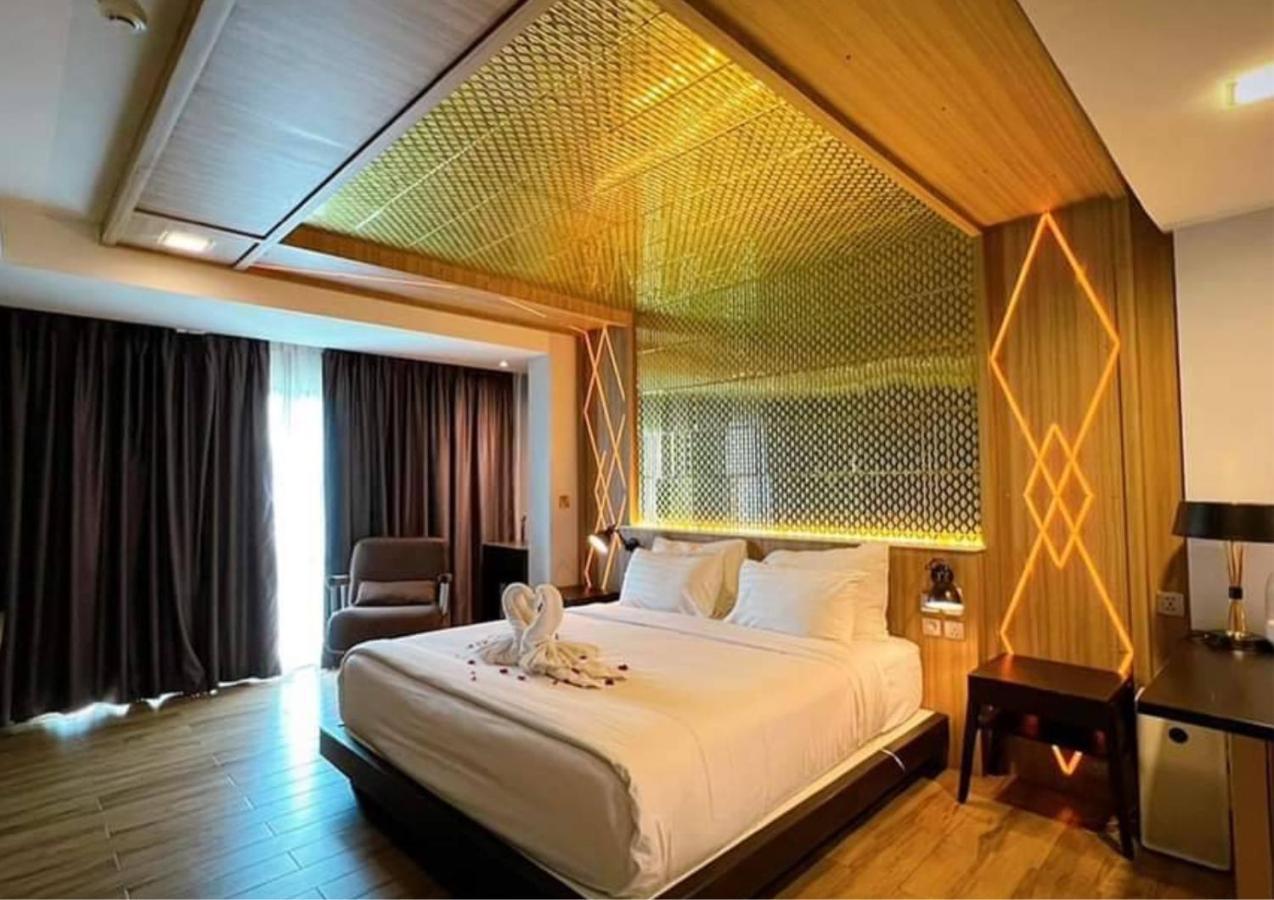 Holatel Hotel Phitsanulok Ngoại thất bức ảnh