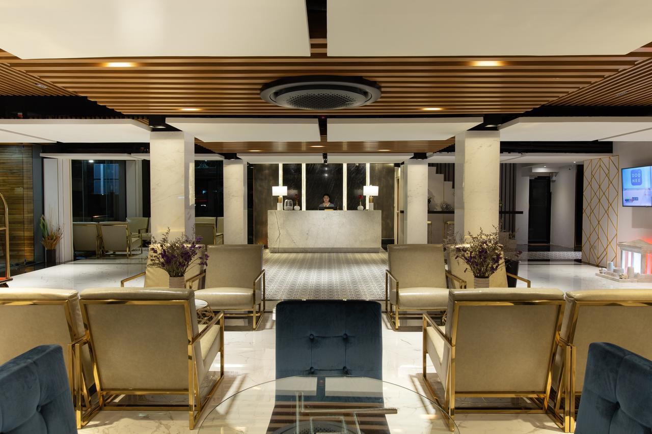 Holatel Hotel Phitsanulok Ngoại thất bức ảnh